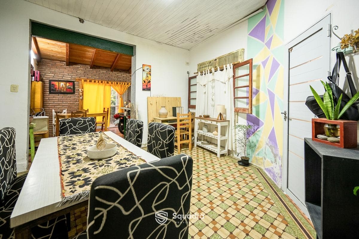 FOR SALE | TRADE - 2-bedroom house - Downtown, San Lorenzo.