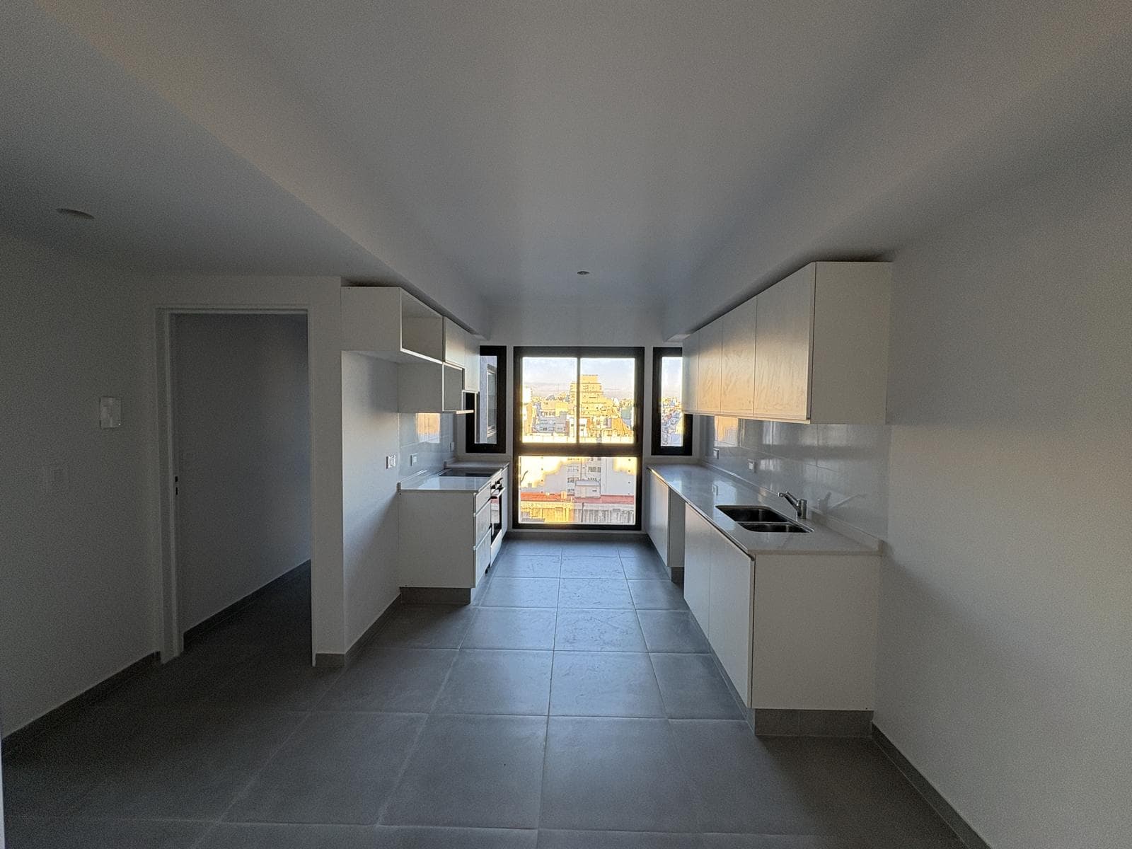 4-room apartment in Almagro with a terrace