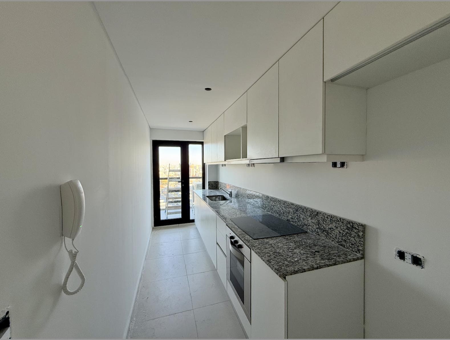 Brand-New 4-Room Apartment for Sale in Barracas
