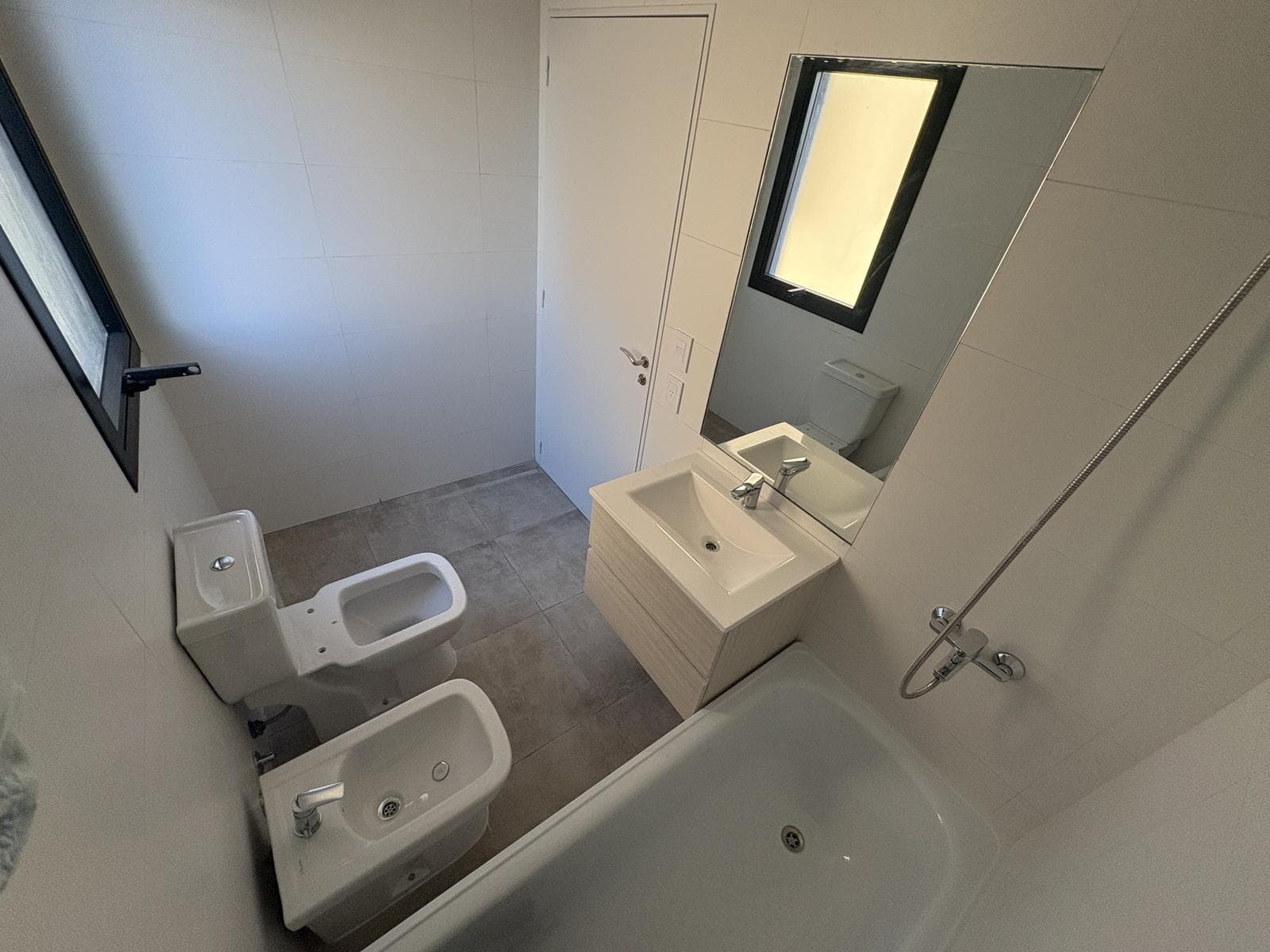 Two-room apartment in Almagro