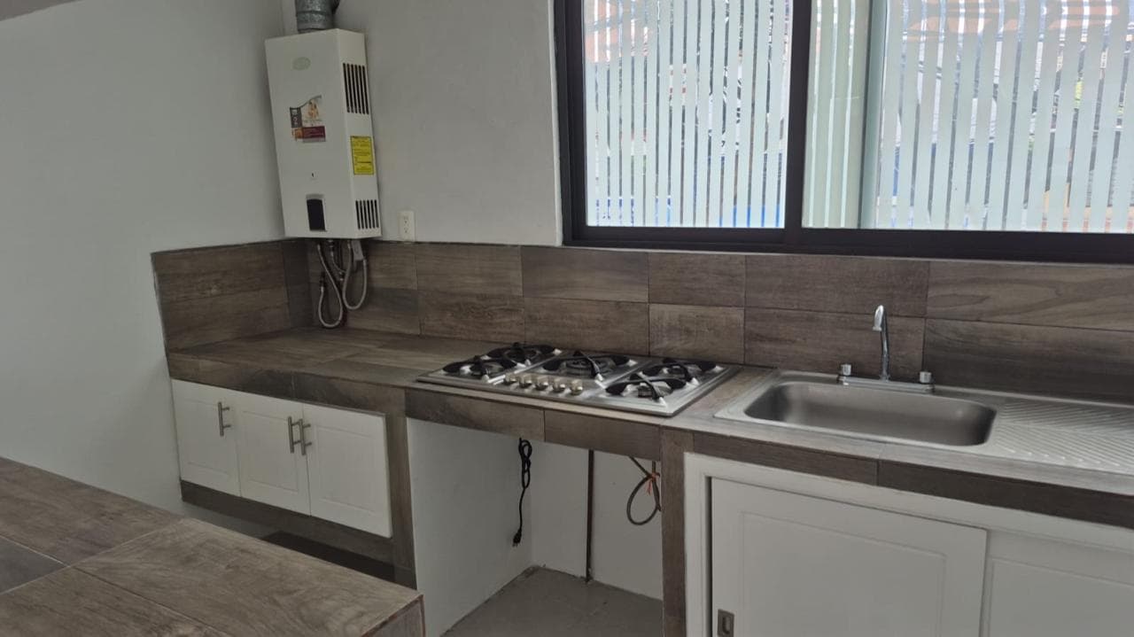 TLALPAN, THREE-BEDROOM APARTMENT FOR RENT NEAR HOSPITALS