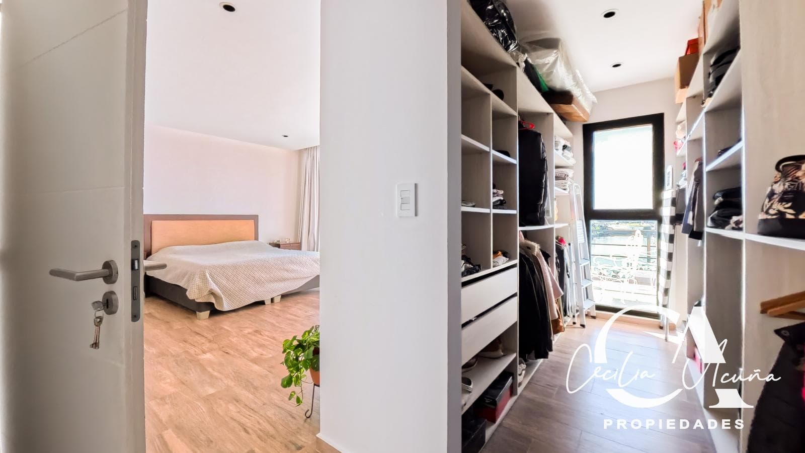 House for Sale in San Sebastián a la Laguna