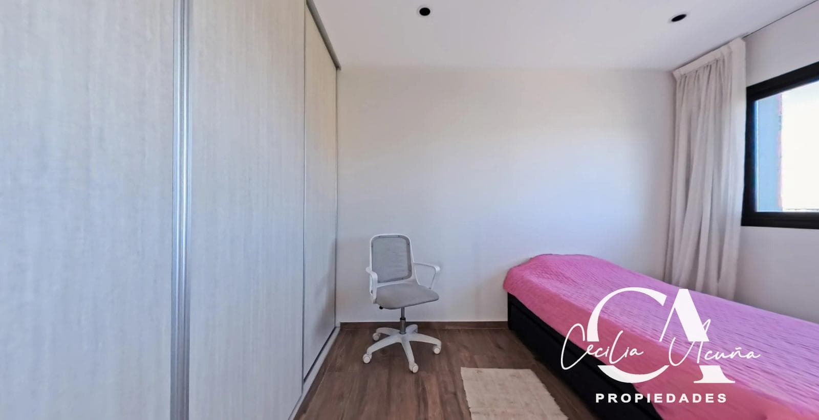 House for Sale in San Sebastián a la Laguna