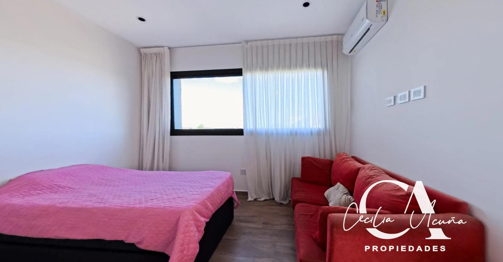 House for Sale in San Sebastián a la Laguna