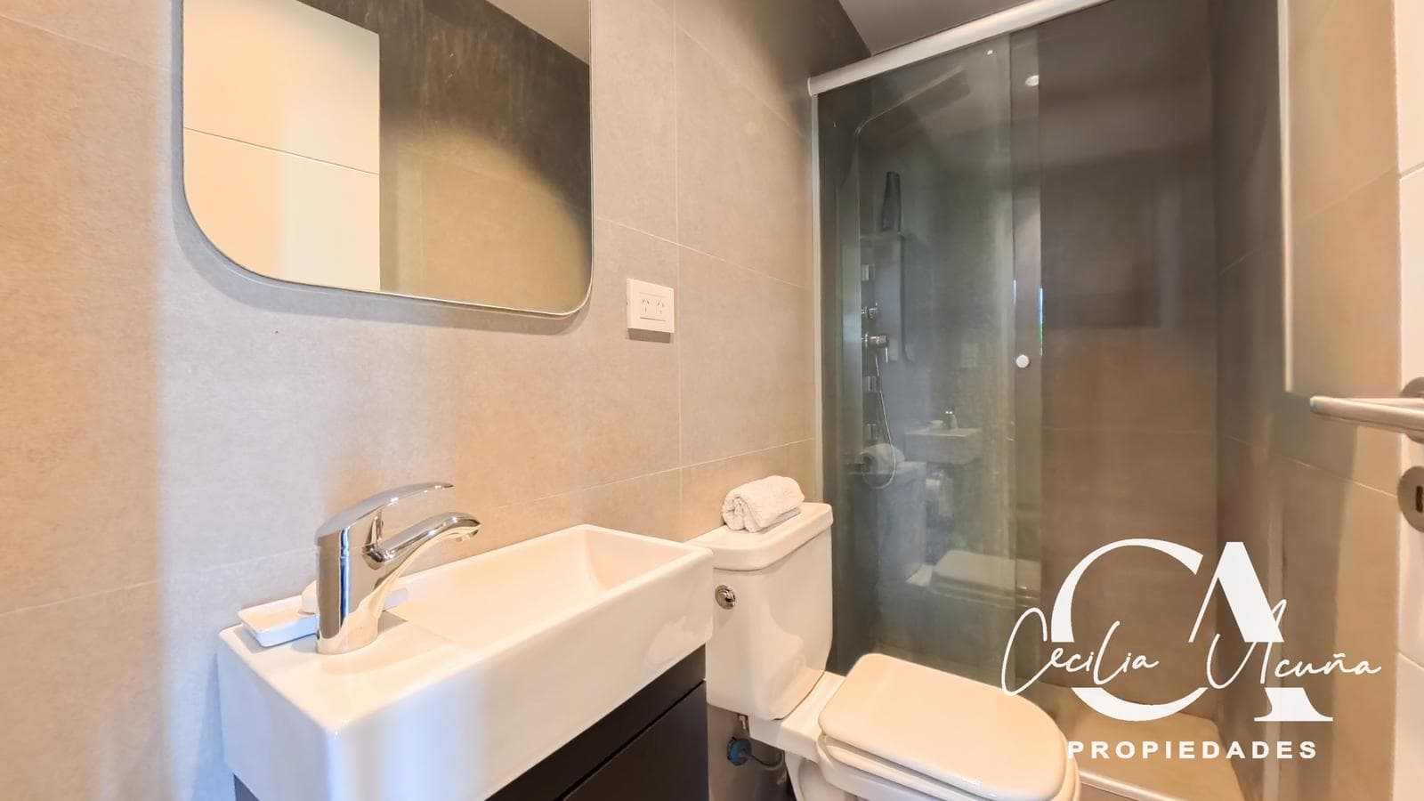 House for Sale in San Sebastián a la Laguna