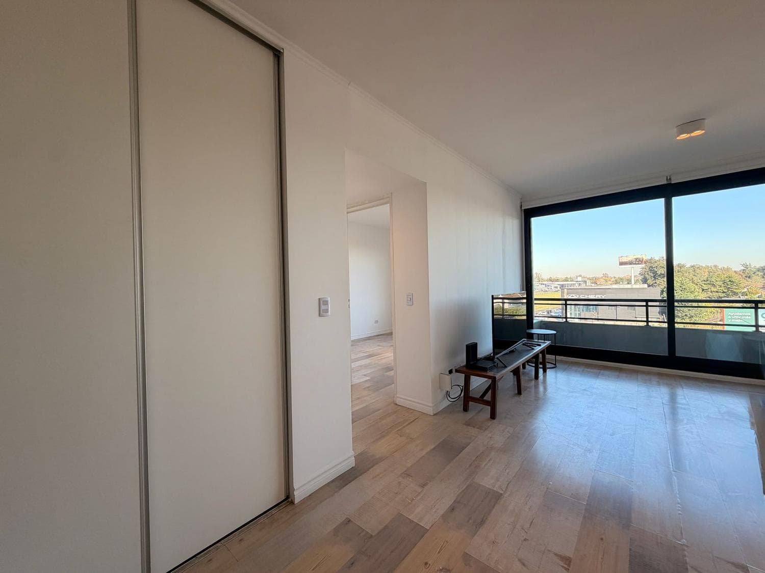 Two-room apartment with a walk-in closet