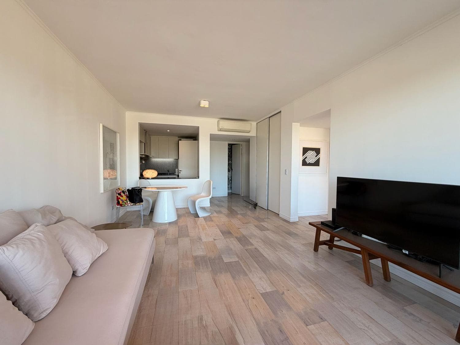 Two-room apartment with a walk-in closet