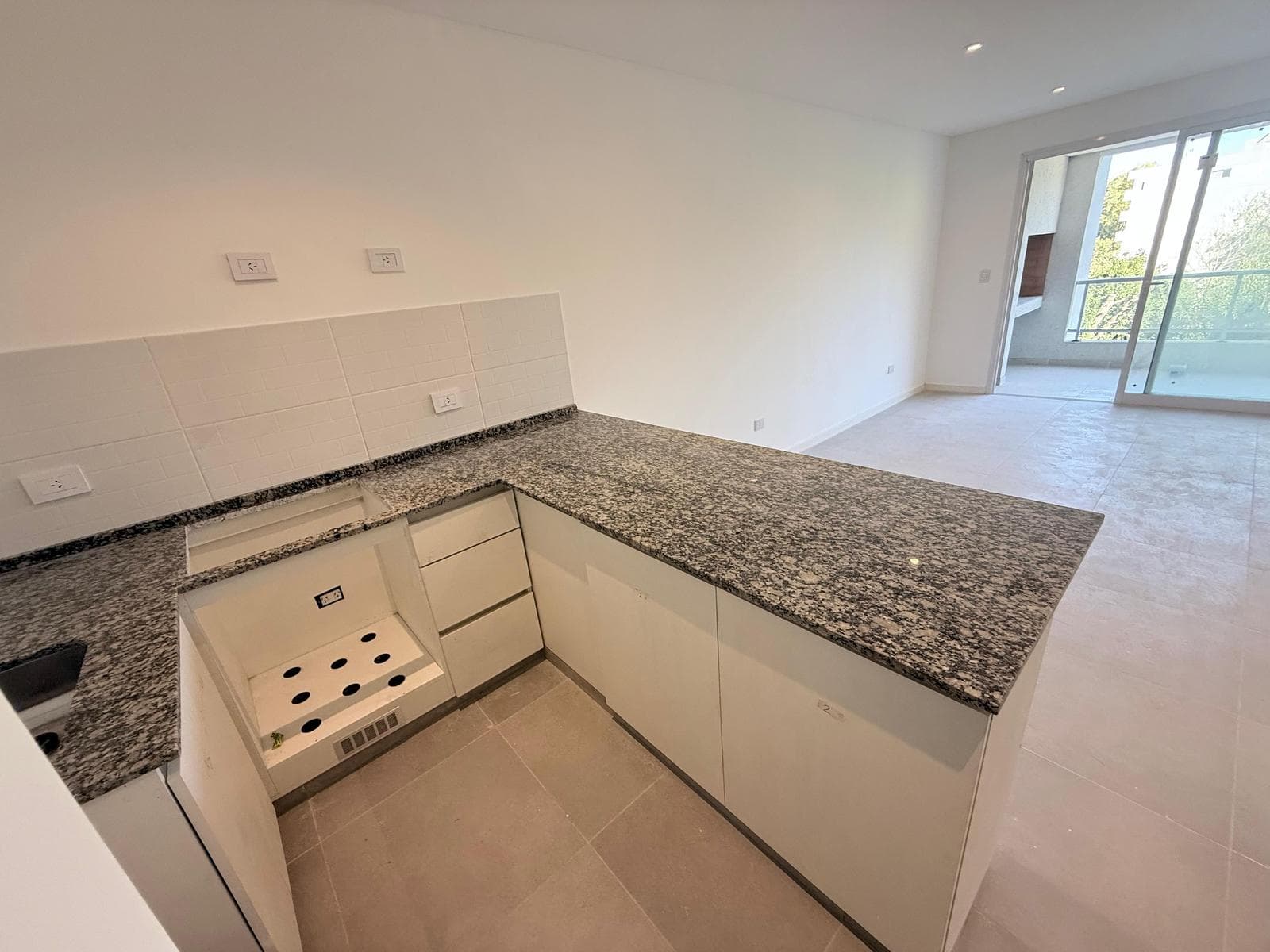 2-room apartment in Canning (E. Echeverria)