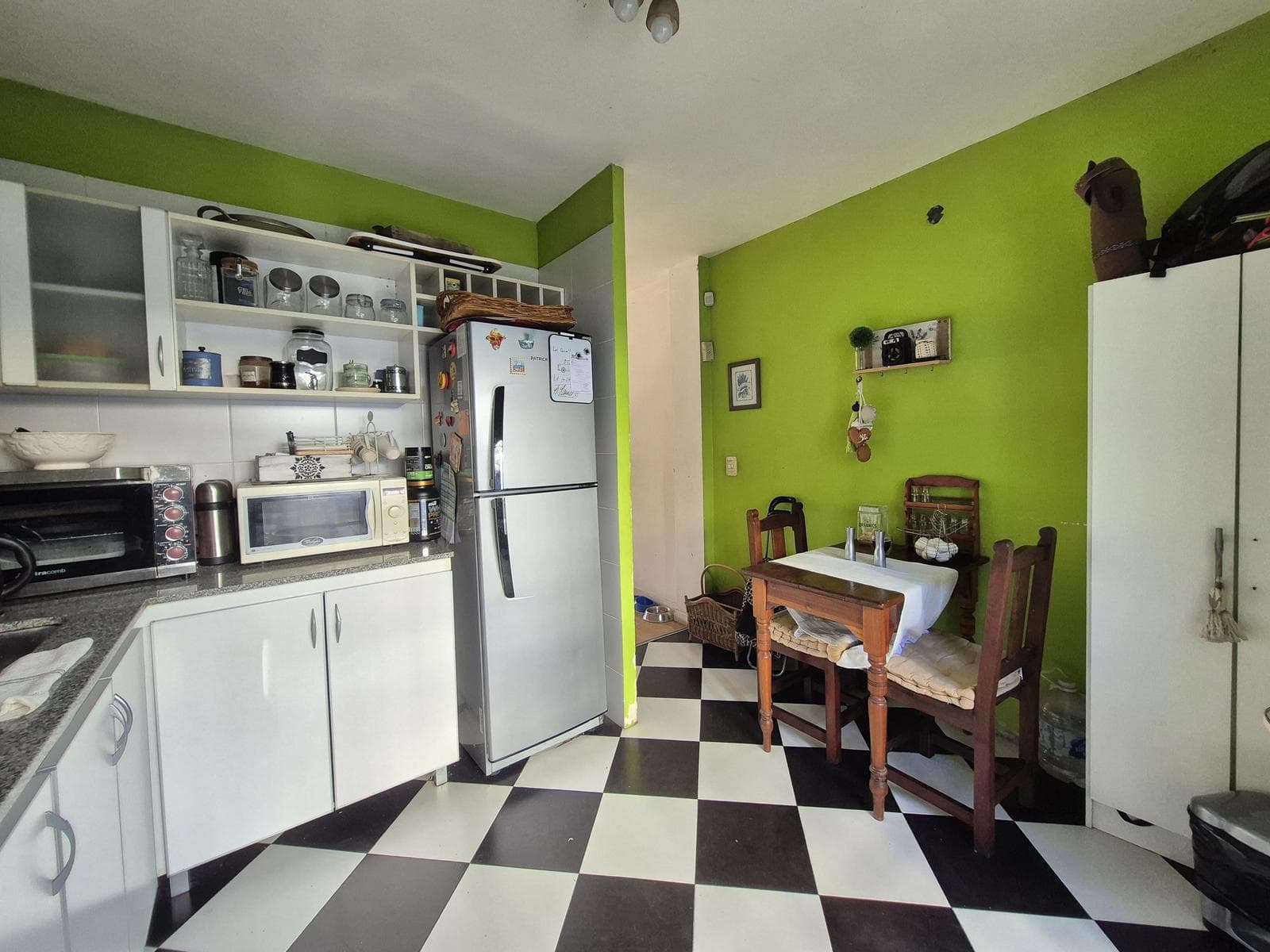 Triplex Apartment for Sale in Downtown Tigre with a Garden—NO MAINTENANCE FEES—Qualifies for Financing