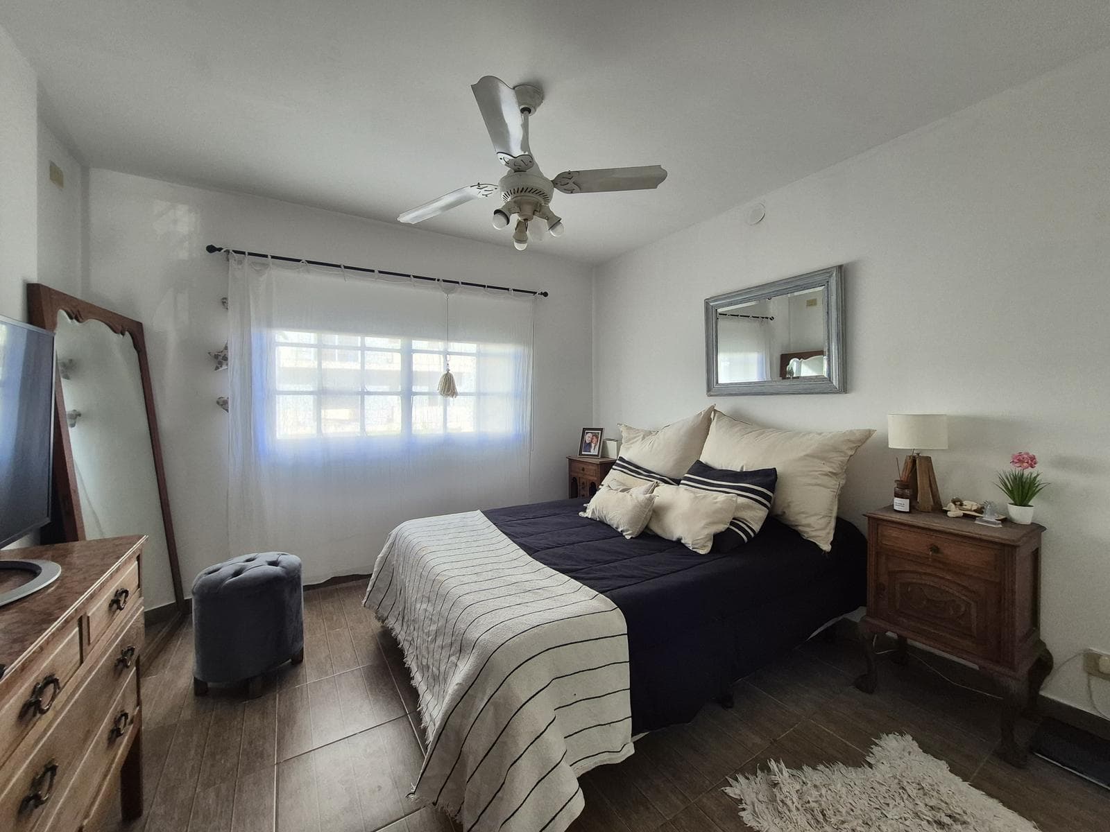 Triplex Apartment for Sale in Downtown Tigre with a Garden—NO MAINTENANCE FEES—Qualifies for Financing