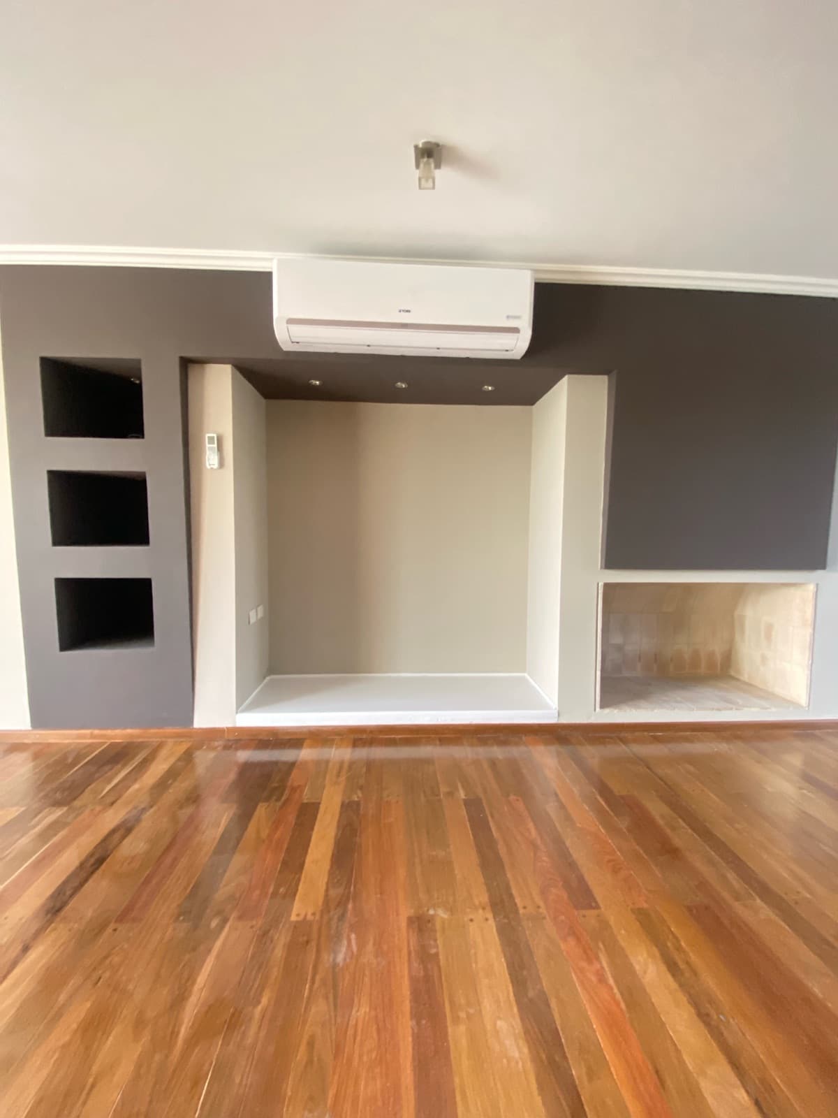 HOUSE FOR RENT IN COSTA VERDE