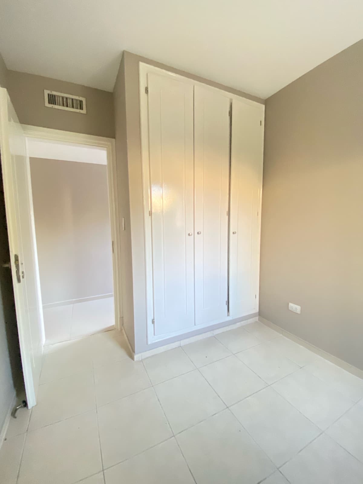 HOUSE FOR RENT IN COSTA VERDE
