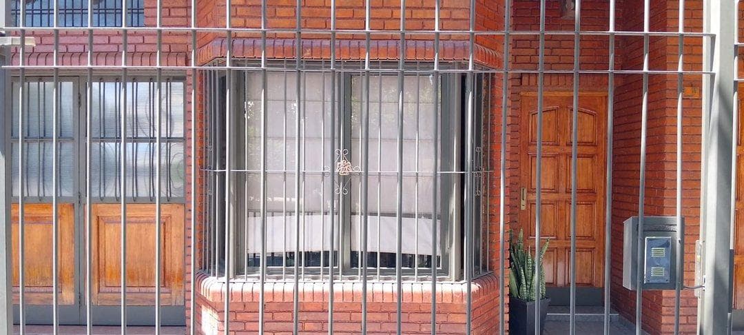 House in El Plumerillo, QUALIFIES FOR A LOAN