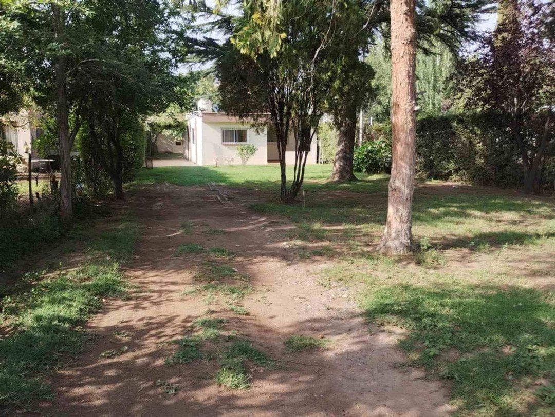 House for sale with a garden, pool, and barbecue area in Las Compuertas