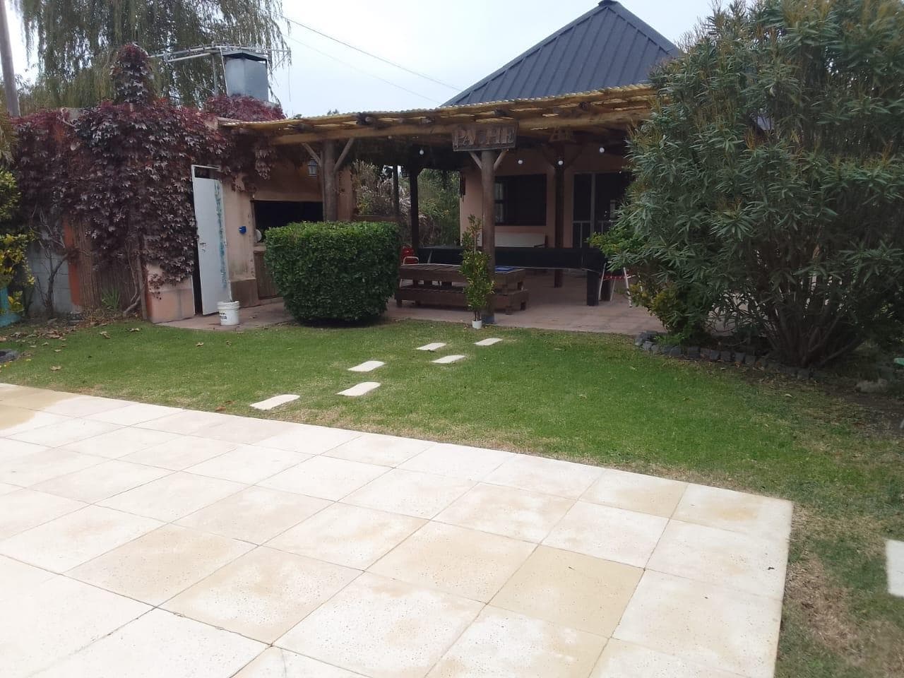 House for Sale in Parque Sakura, with a pool, barbecue area, and green space, country home