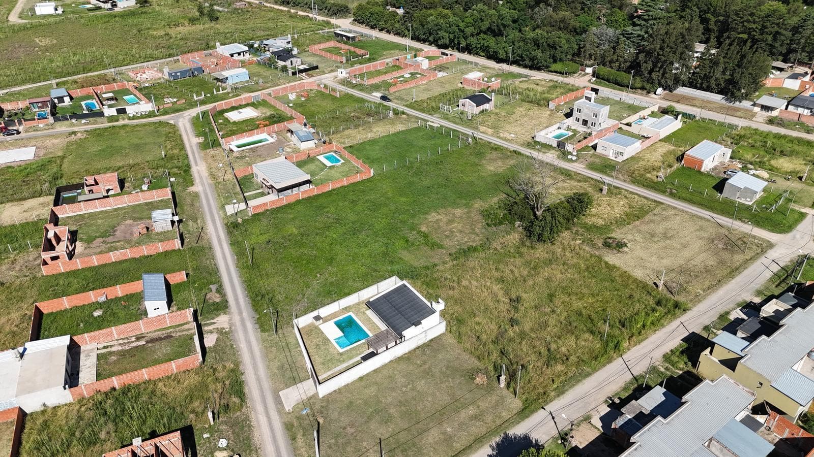 Lot 6b, Block 9c, 300 m² for Sale. Las Mercedes, Barrio Abierto in Zárate
