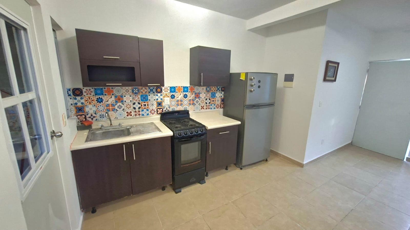 2-BEDROOM FURNISHED APARTMENT FOR RENT