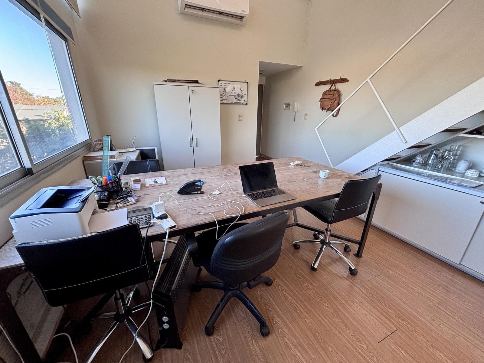 3-Room Office for Sale in Tigre