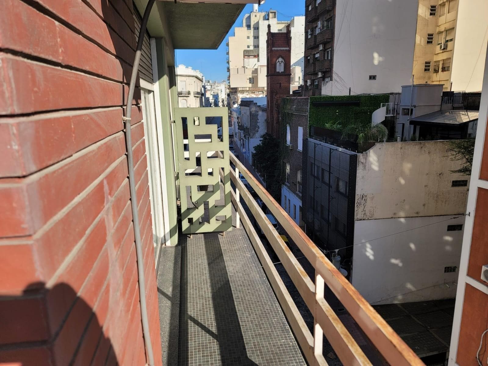 2-Room Apartment for Sale with Balcony in San Telmo