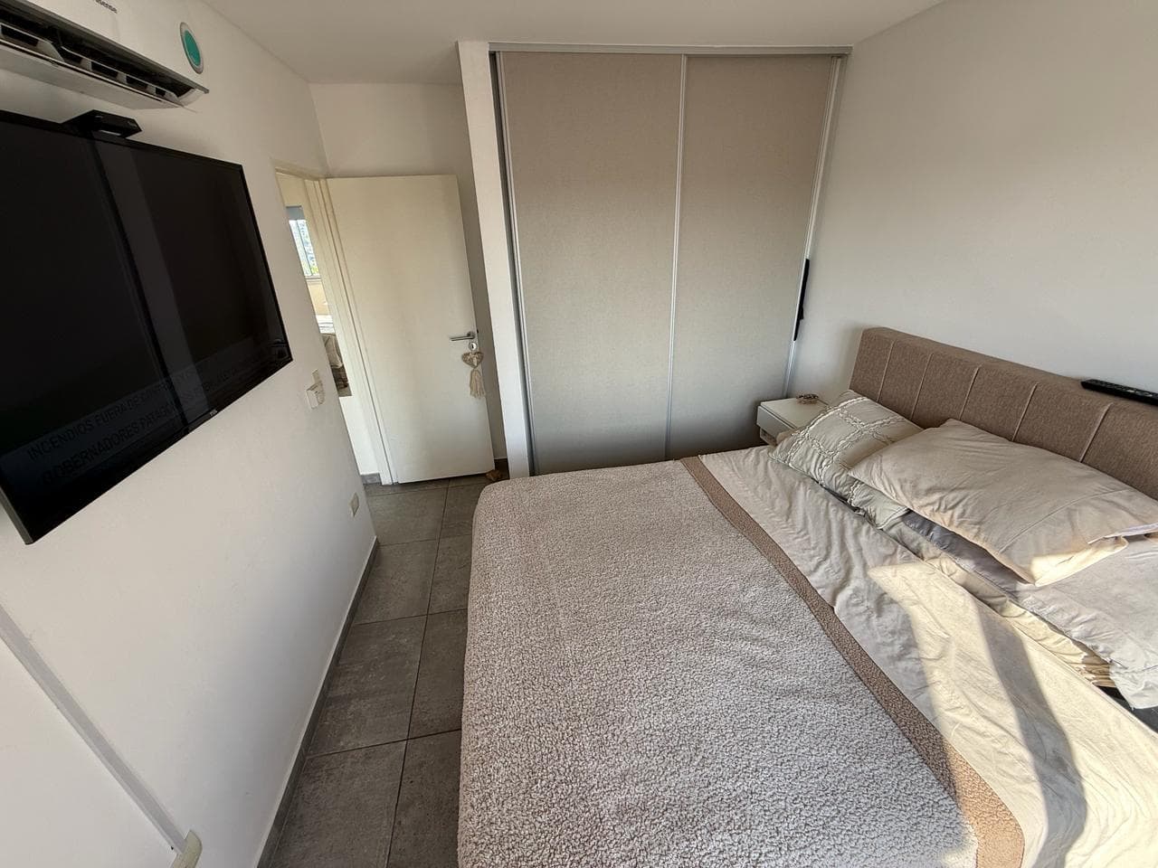 3-ROOM APARTMENT FOR SALE WITH POOL IN DOWNTOWN QUILMES, NEAR PLAZA CONESA