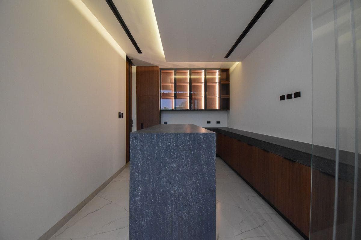 House for Sale in Mérida with a Lake View at Yucatán Country Club