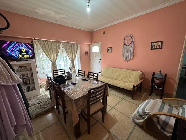 House for Sale in Gonzalez Catan