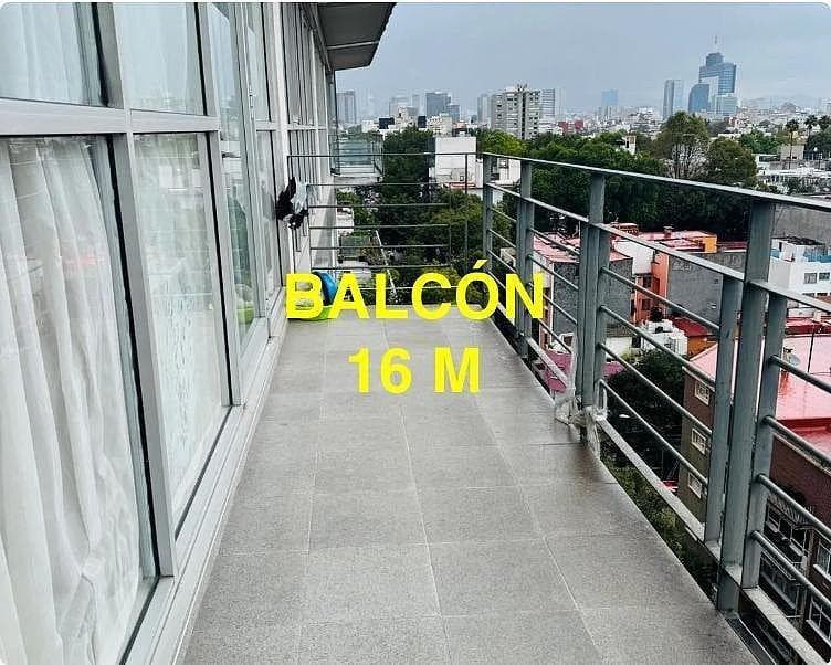 APARTMENT FOR SALE IN NARVARTE WITH A BALCONY, MEXICO CITY
