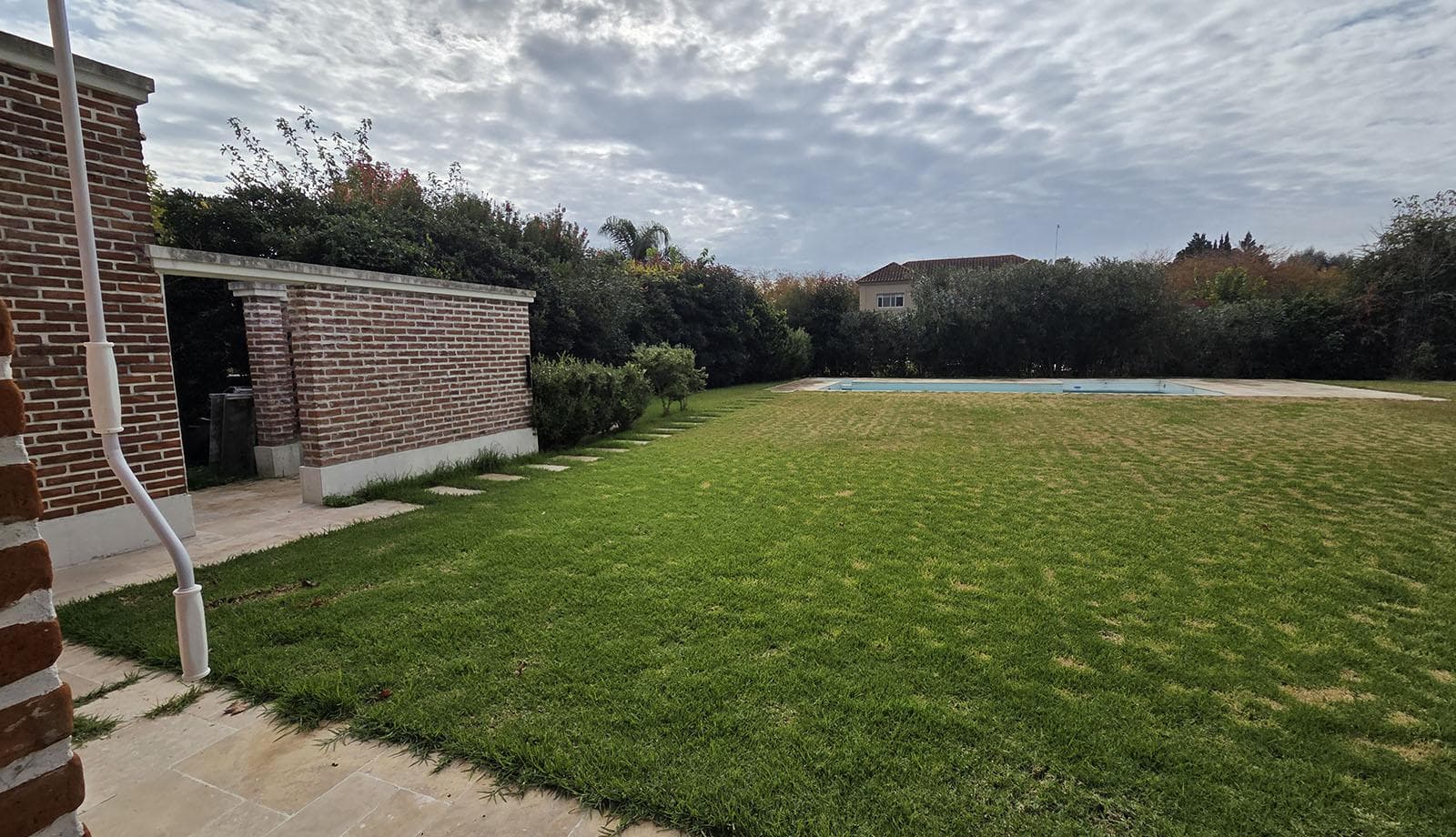 500 Rio Hondo Street—House for Sale in San Francisco Shopping Center, Manzanares, Pilar