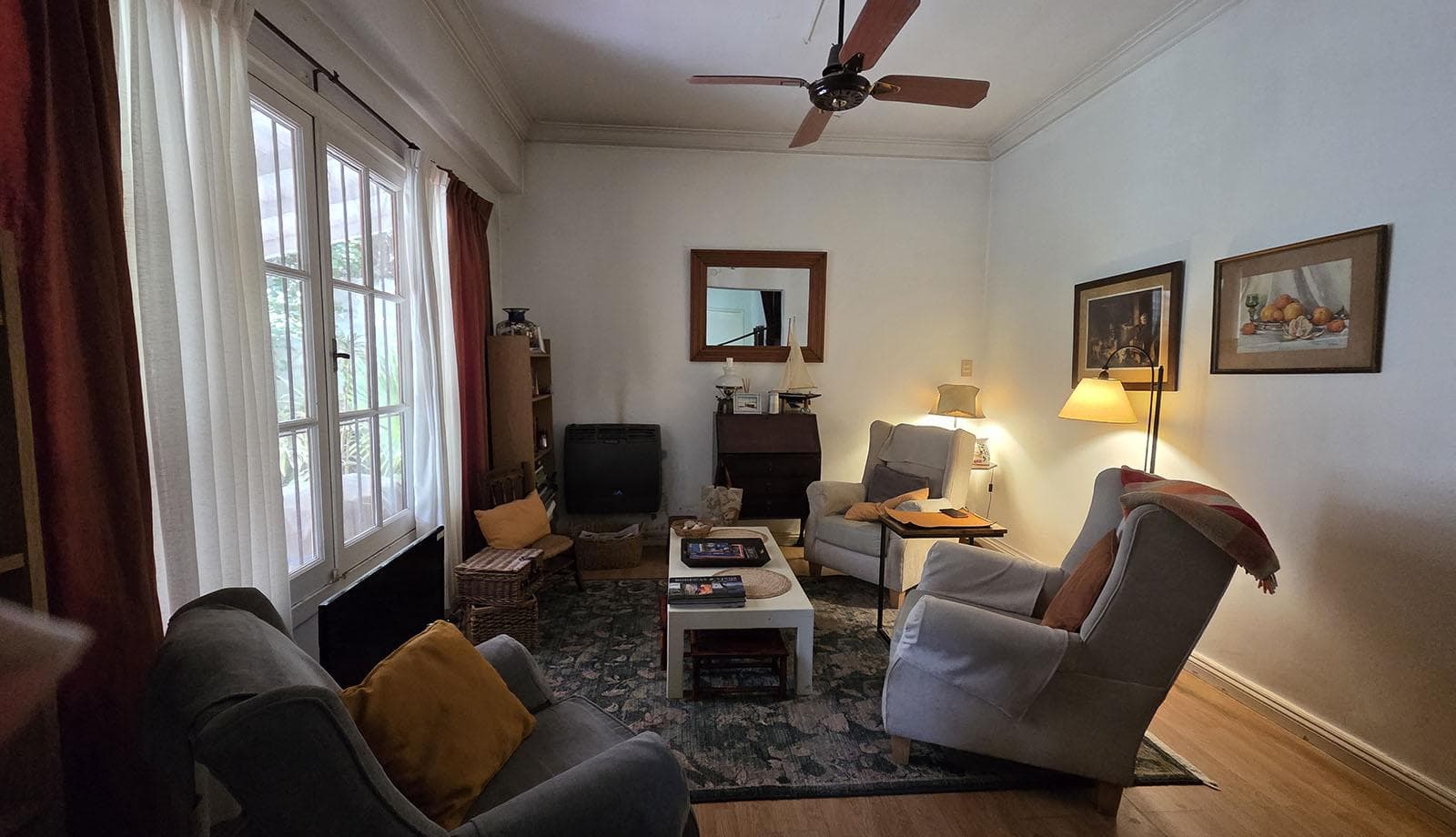OPPORTUNITY! House for Sale on a Large Lot. FOR INVESTORS!!! 500 Uriburu, Corner of Av. Libertador