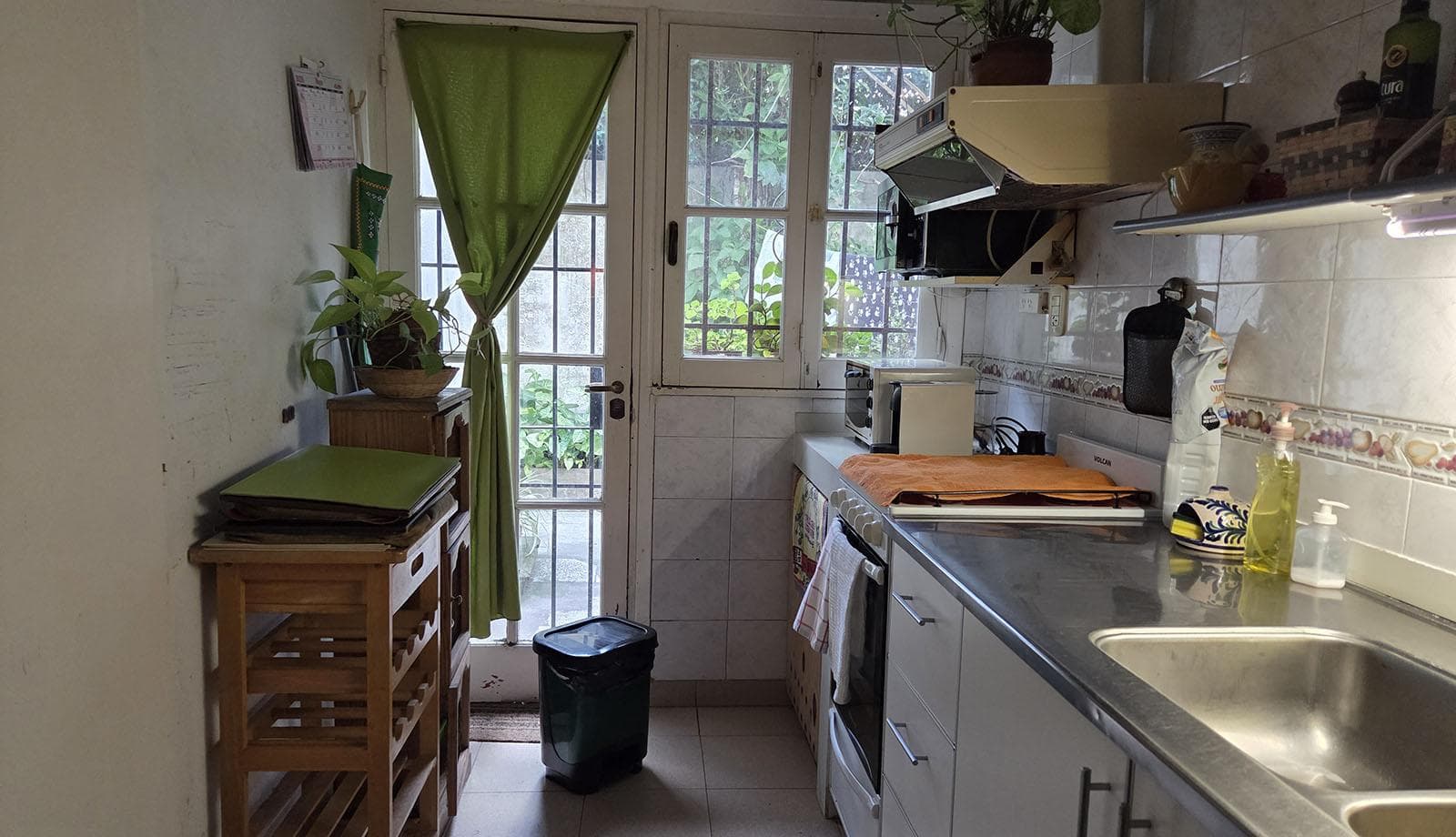 OPPORTUNITY! House for Sale on a Large Lot. FOR INVESTORS!!! 500 Uriburu, Corner of Av. Libertador