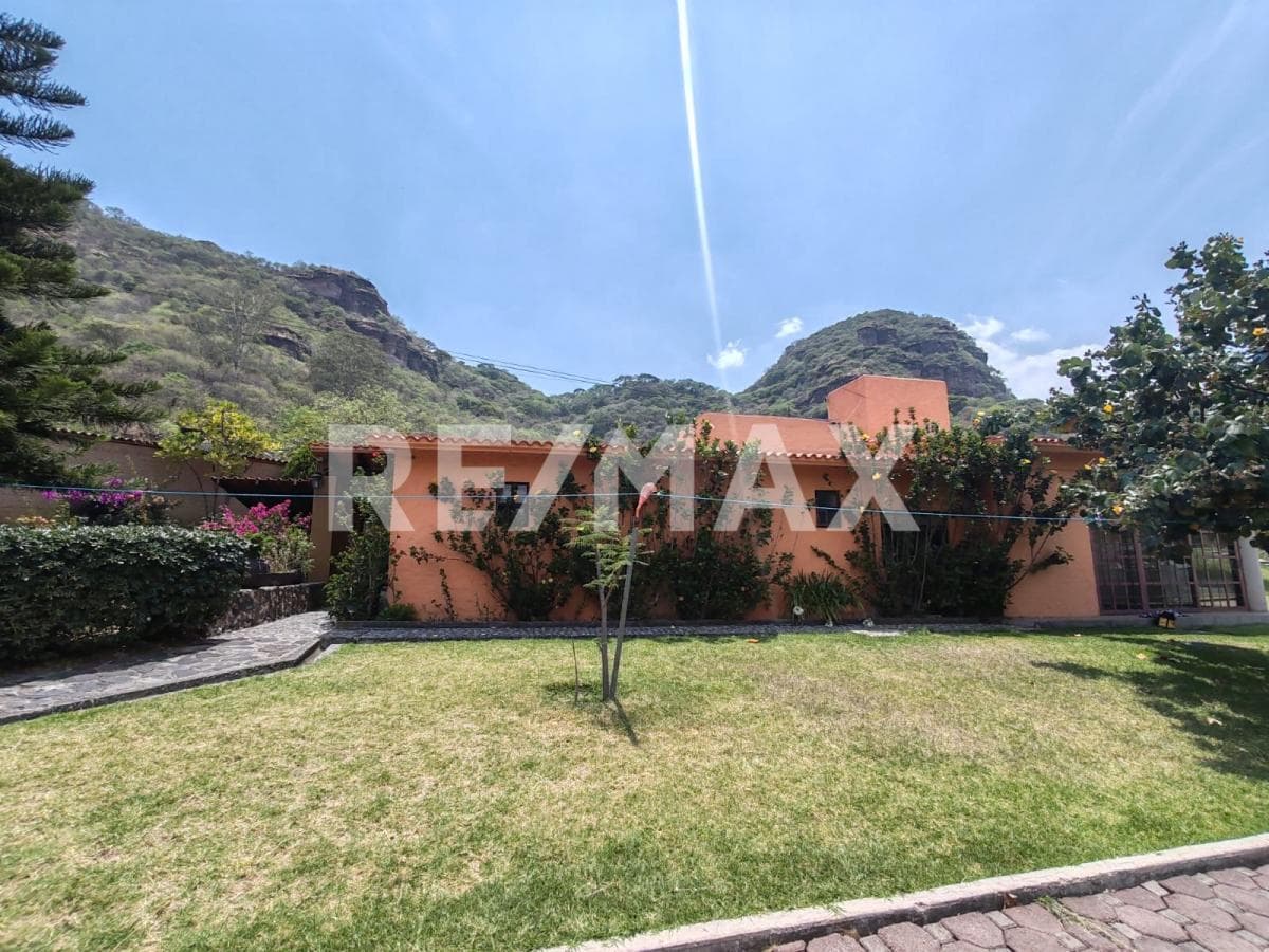 House for Sale in Morelos, Tlayacapan