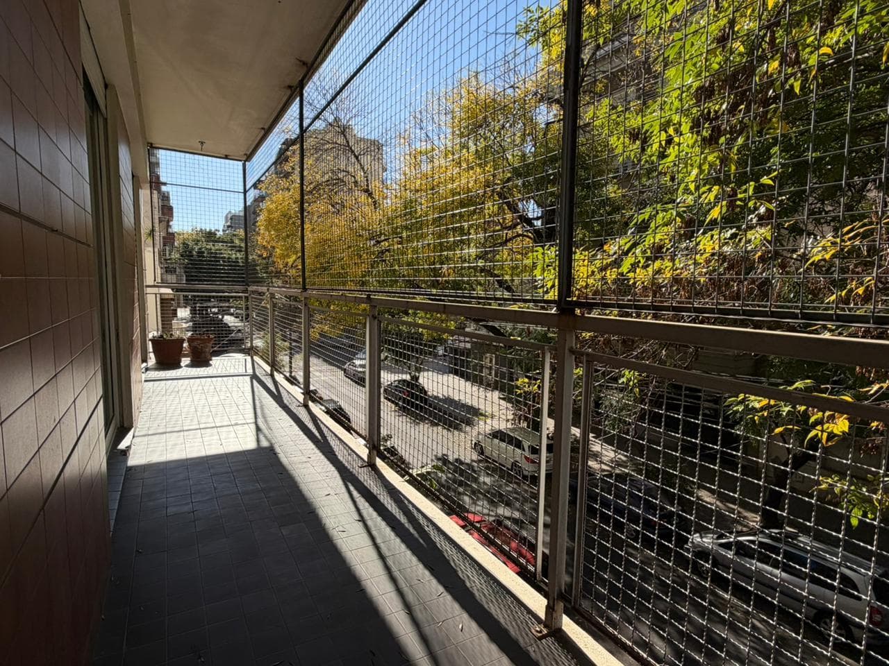 3-bedroom apartment facing the street with a balcony and garage in Villa Urquiza