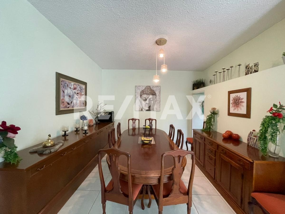 House for Sale in Morelos, Chipitlán, Cuernavaca