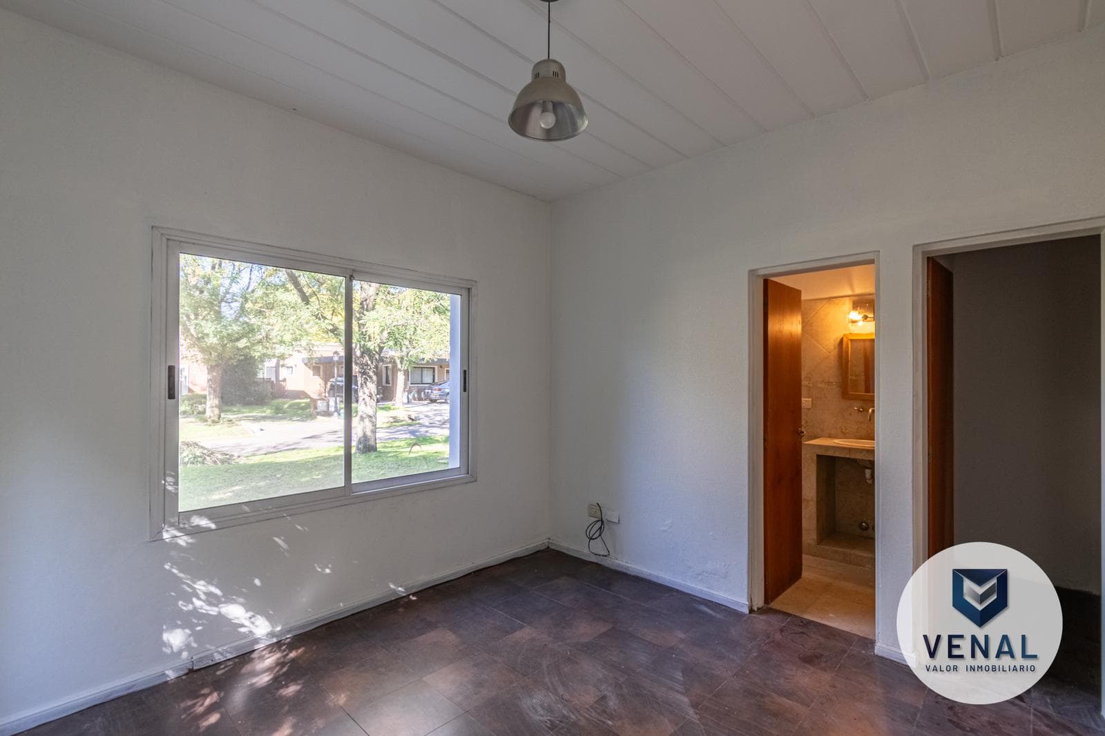 House for Sale: 4 Rooms in the Sausalito Neighborhood, Pilar; 3 Bedrooms, 1 Suite, Gallery, Barbecue Area, Pool
