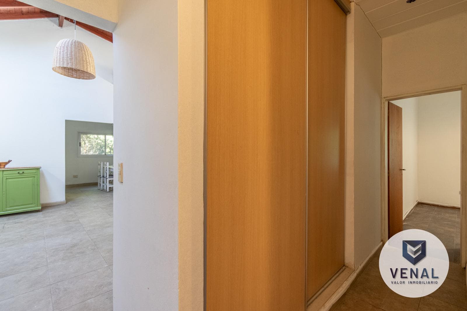 House for Sale: 4 Rooms in the Sausalito Neighborhood, Pilar; 3 Bedrooms, 1 Suite, Gallery, Barbecue Area, Pool