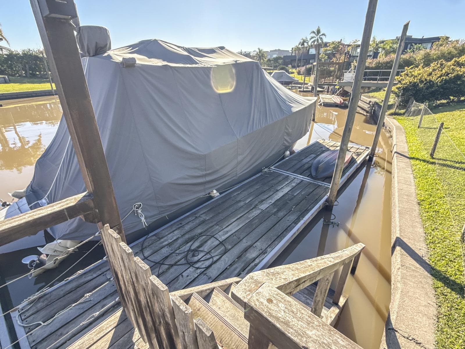 House for sale in Albanueva with its own boat slip