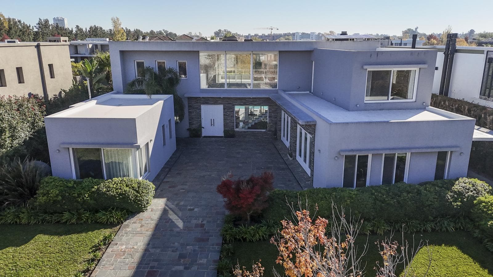 House for sale in Albanueva with its own boat slip
