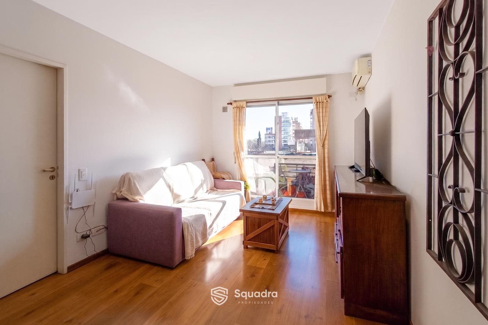 FOR SALE | TRADE - 2-bedroom apartment in Abasto, with a balcony and a parking space