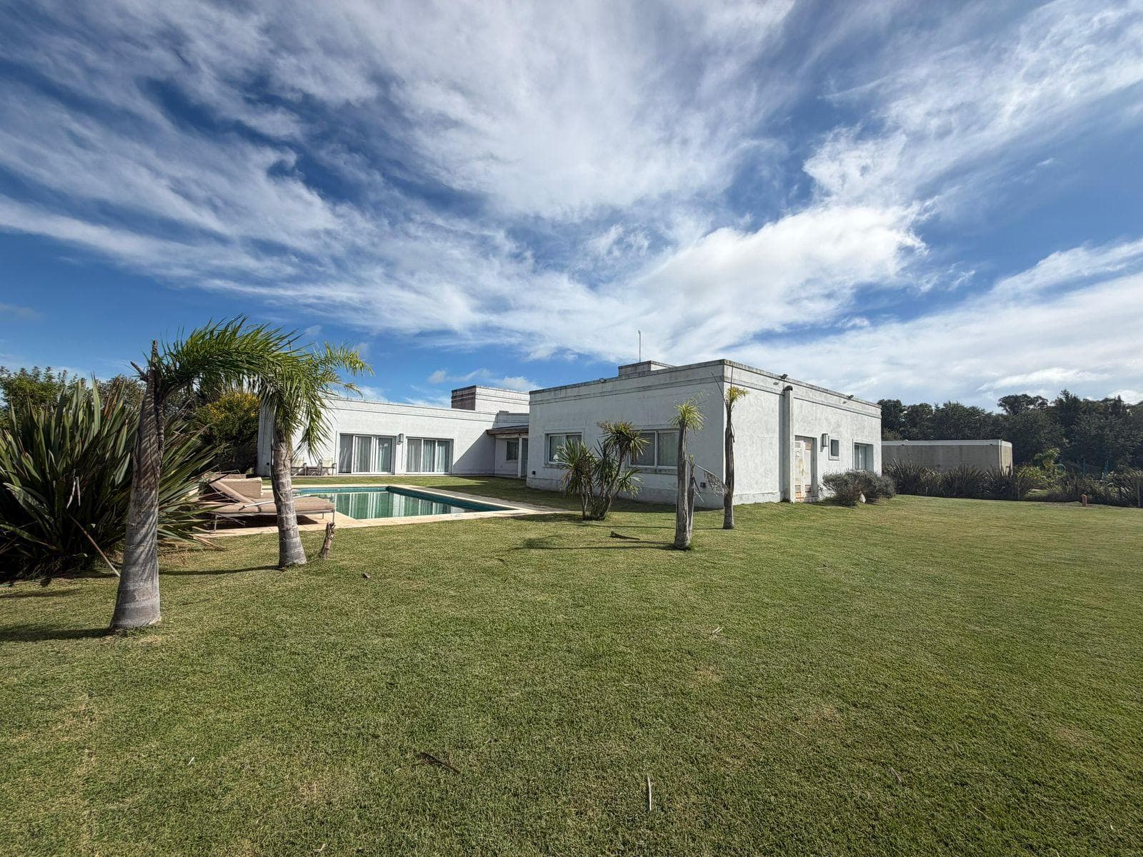 House in the Fincas de San Vicente Neighborhood