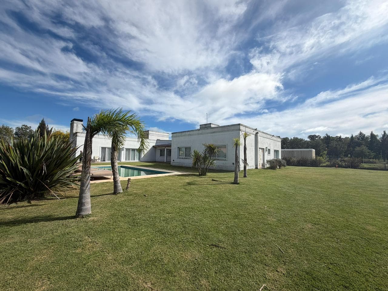 House in the Fincas de San Vicente Neighborhood