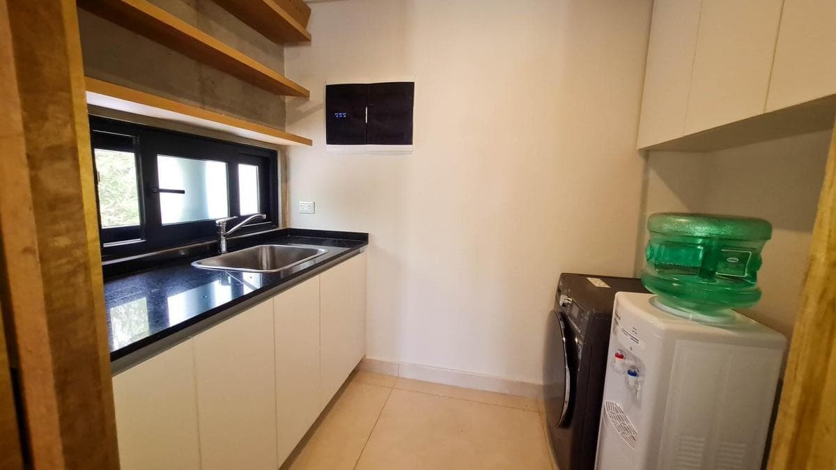 House in Ceibos, Puertos del Lago - Pool Design and Fully Equipped.