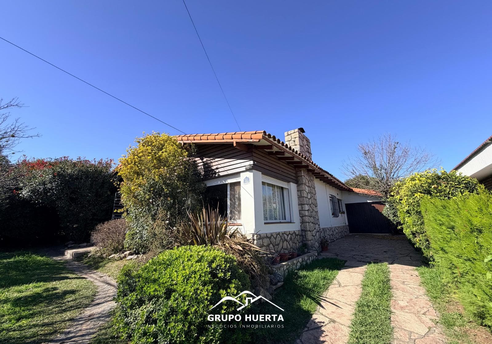 GREAT DEAL ON A HOUSE IN LA FALDA