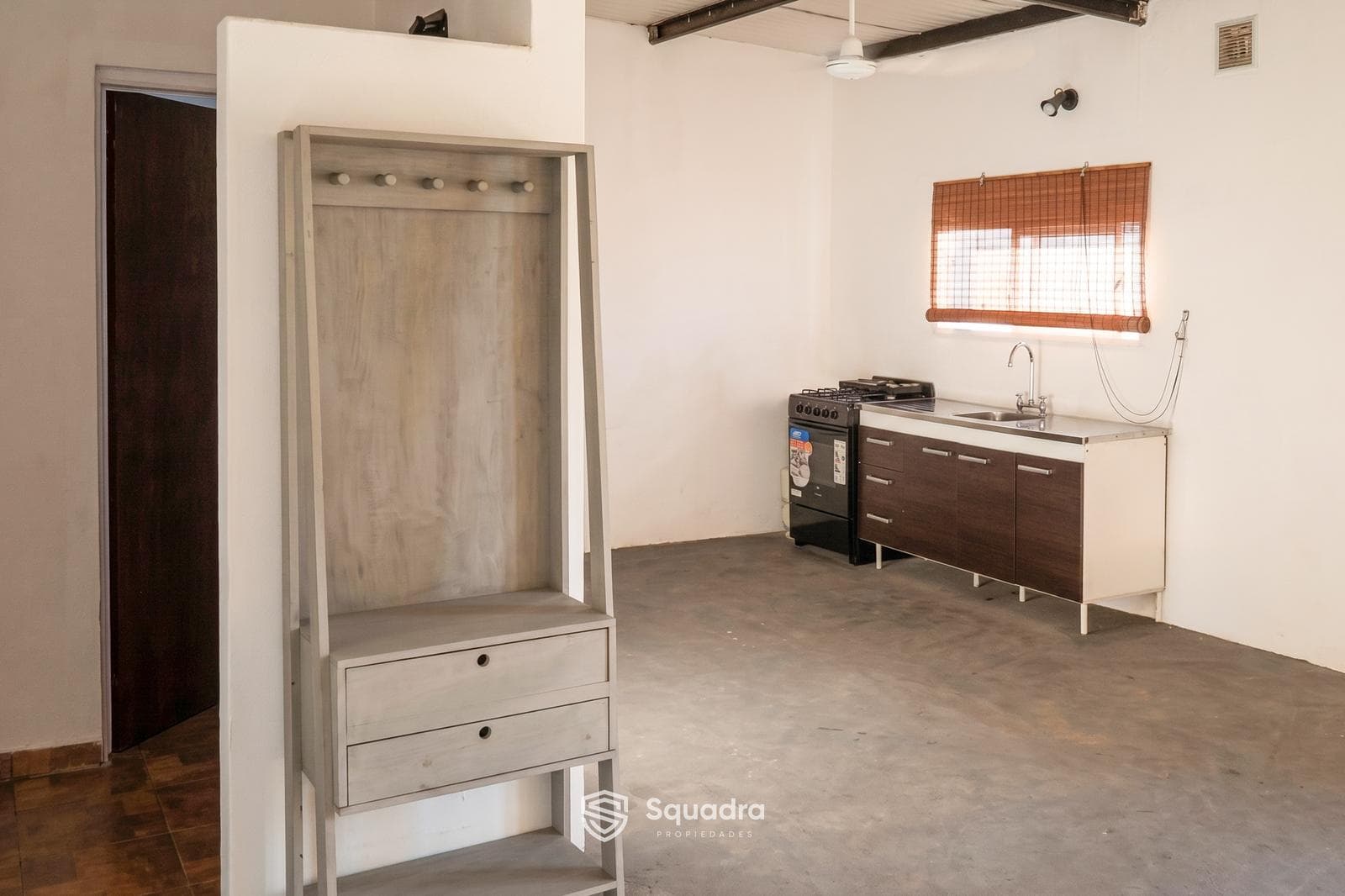 FOR SALE | TRADE - Loft-style house with pool and garden - Lomas de Alicia, Granadero Baigorria.