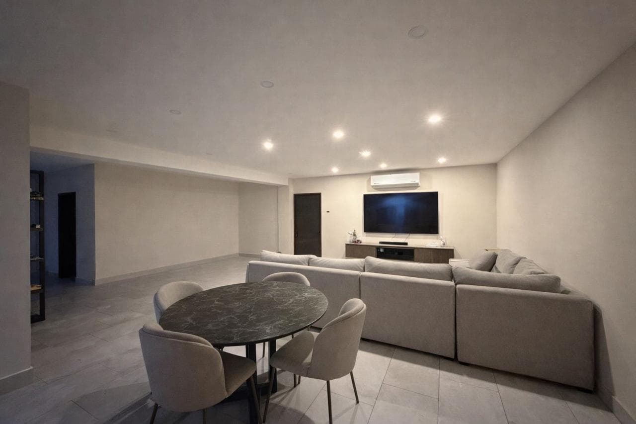 HOME FOR SALE IN THE CONTRY LA ESCONDIDA NEIGHBORHOOD