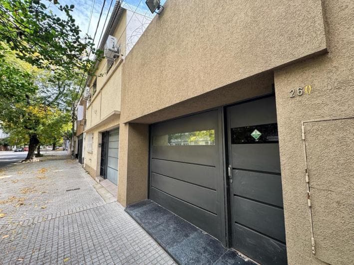 House in República de la Sexta