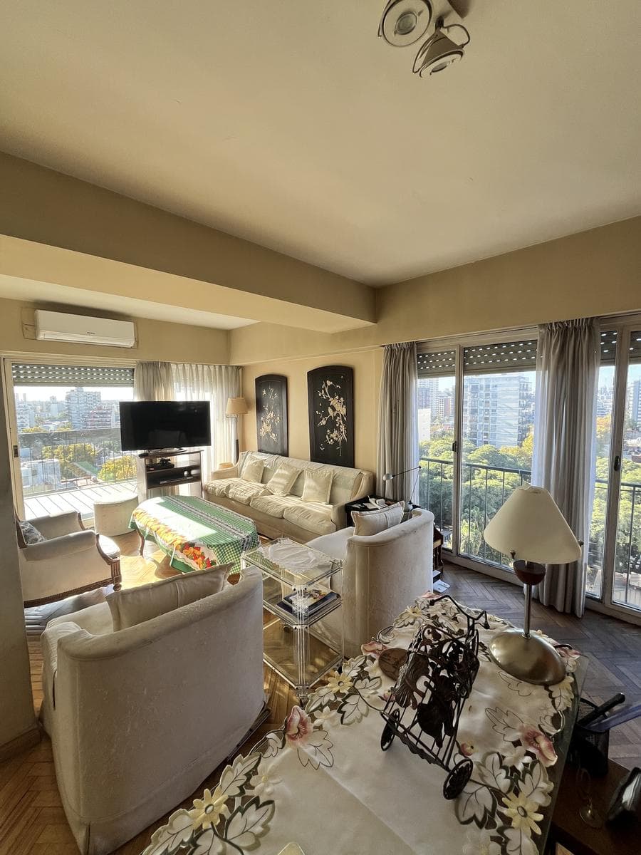 Belgrano R • 3-bedroom apartment with storage room • Upper floor • Unobstructed viewApartment