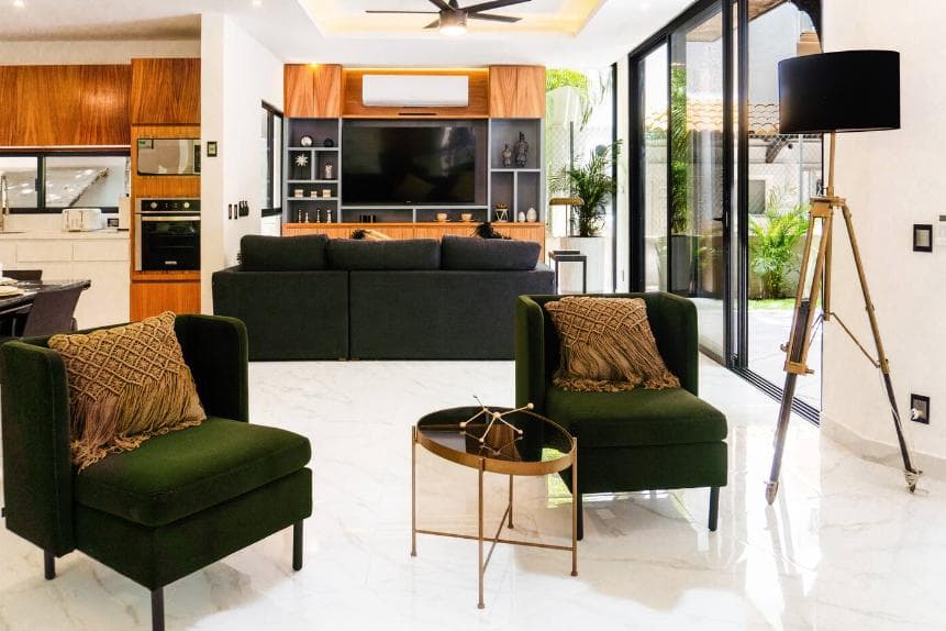 For Sale: Luxurious 6-Bedroom Property in Playacar Phase II, Playa del Carmen