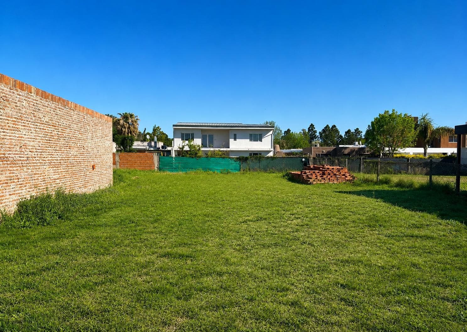 Opportunity: 500 m² Lot in Cantegril