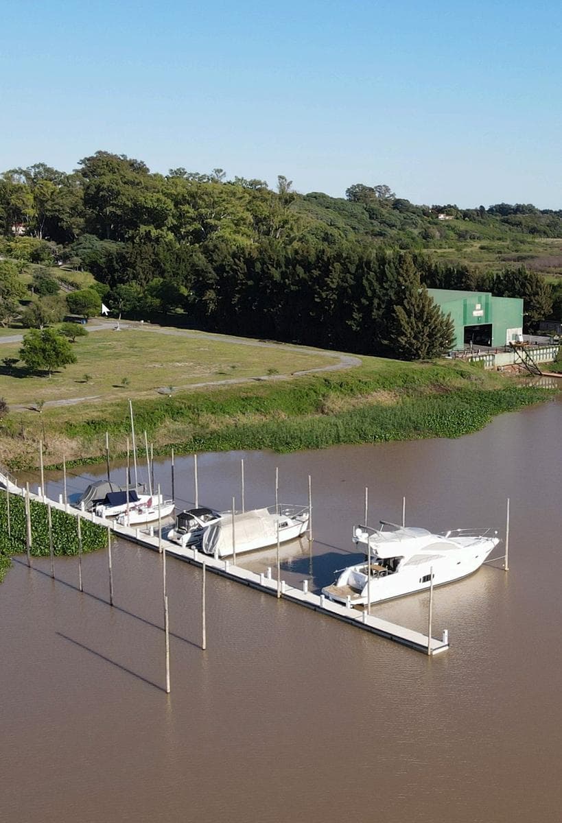 Land in Azahares del Paraná
