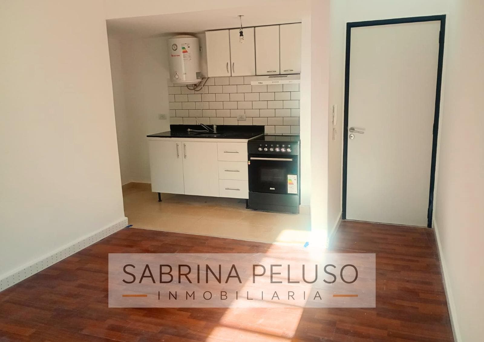 2-Bedroom Apartment for Rent with Parking Space - La Palmera Complex - Moreno